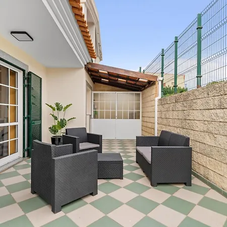 Ferienhaus Avista Navios - Sea View & Free Parking In