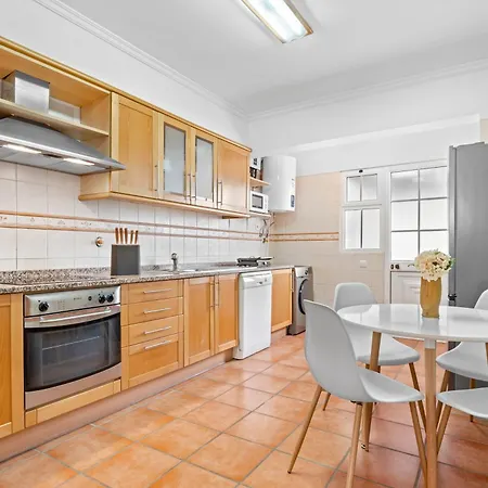 Ferienhaus Avista Navios - Sea View & Free Parking In Funchal (Madeira)