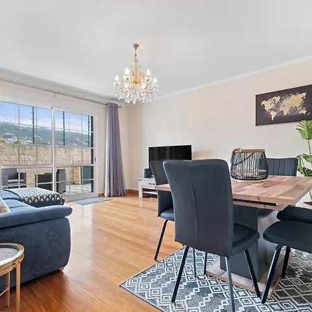 Avista Navios - Sea View & Free Parking In Ferienhaus *