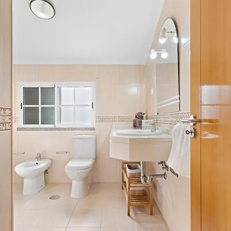 Ferienhaus Avista Navios - Sea View & Free Parking In Funchal (Madeira)