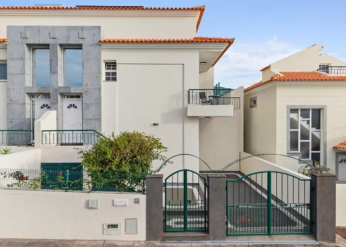 Nyaraló Avista Navios - Sea View & Free Parking In *