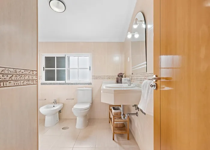 Nyaraló Avista Navios - Sea View & Free Parking In Funchal