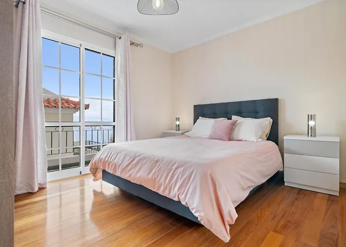 Nyaraló Avista Navios - Sea View & Free Parking In